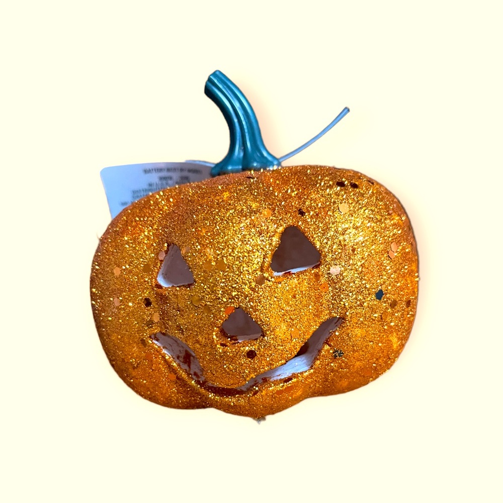 Greenbrier International Flashing Multicolor Pumpkin LED! NWT Set of two